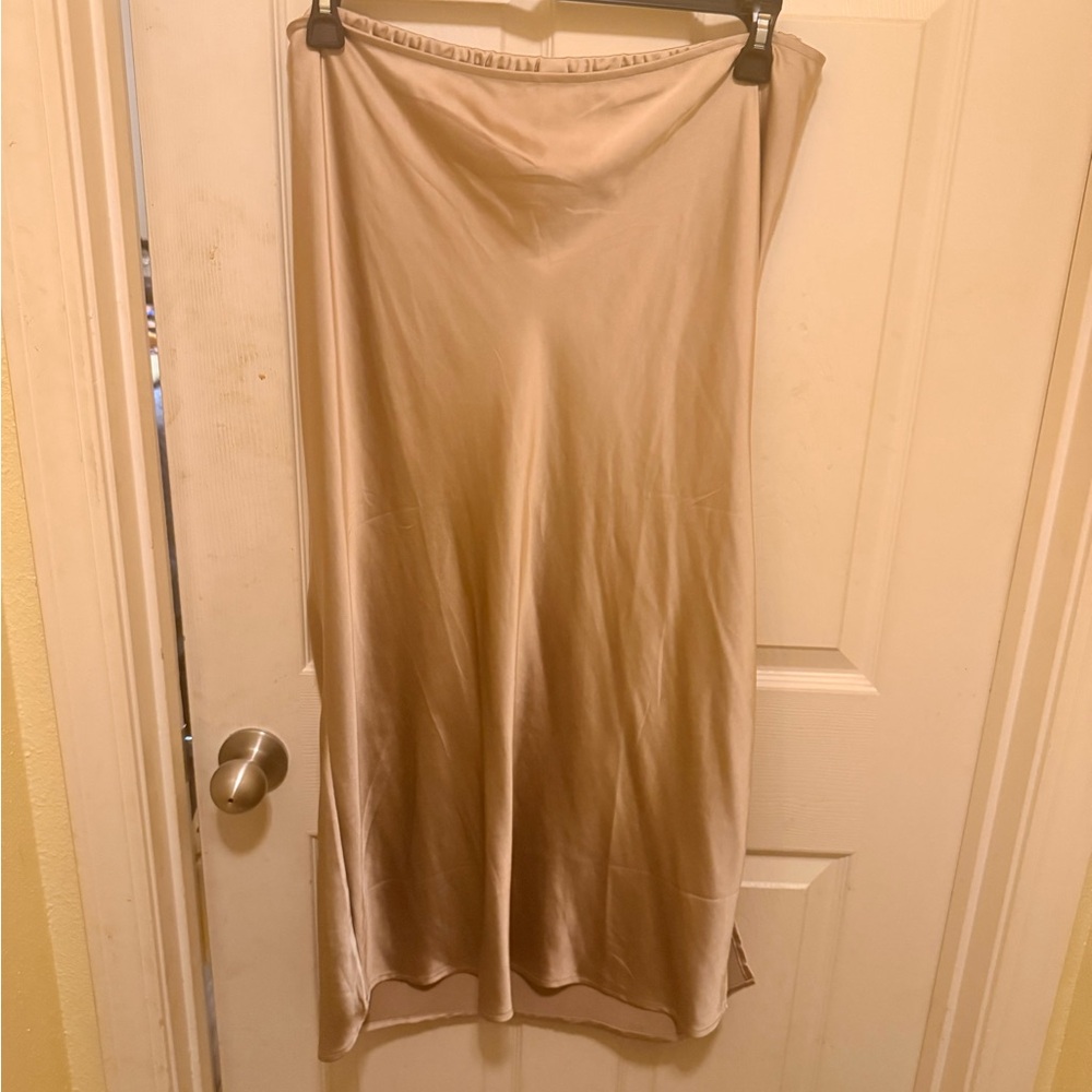 Old Navy Satin Midi Skirt in Tan